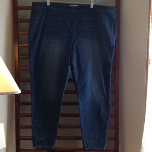 Jennifer Lopez  jeggings